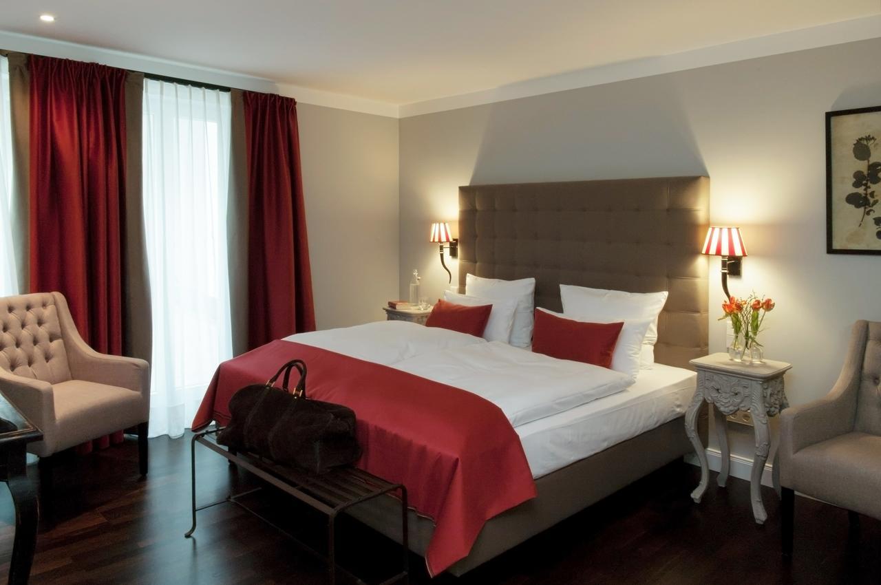 Hotel Im Hof มิวนิก ภายนอก รูปภาพ